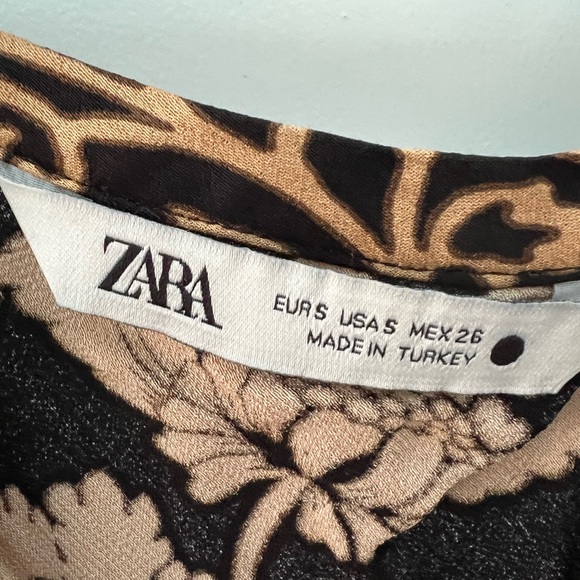 Floral Print Dress - Picture 2 of 3